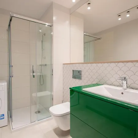 Waterlane Island 4 Eight Apartment